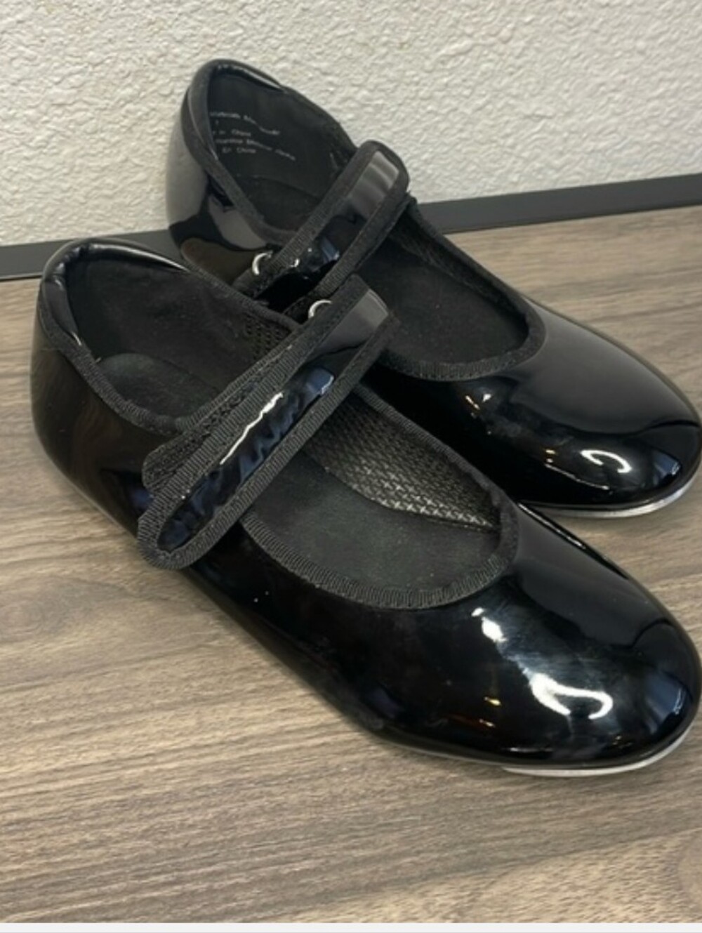 Danskin Girls Tap Shoes, Sz 1